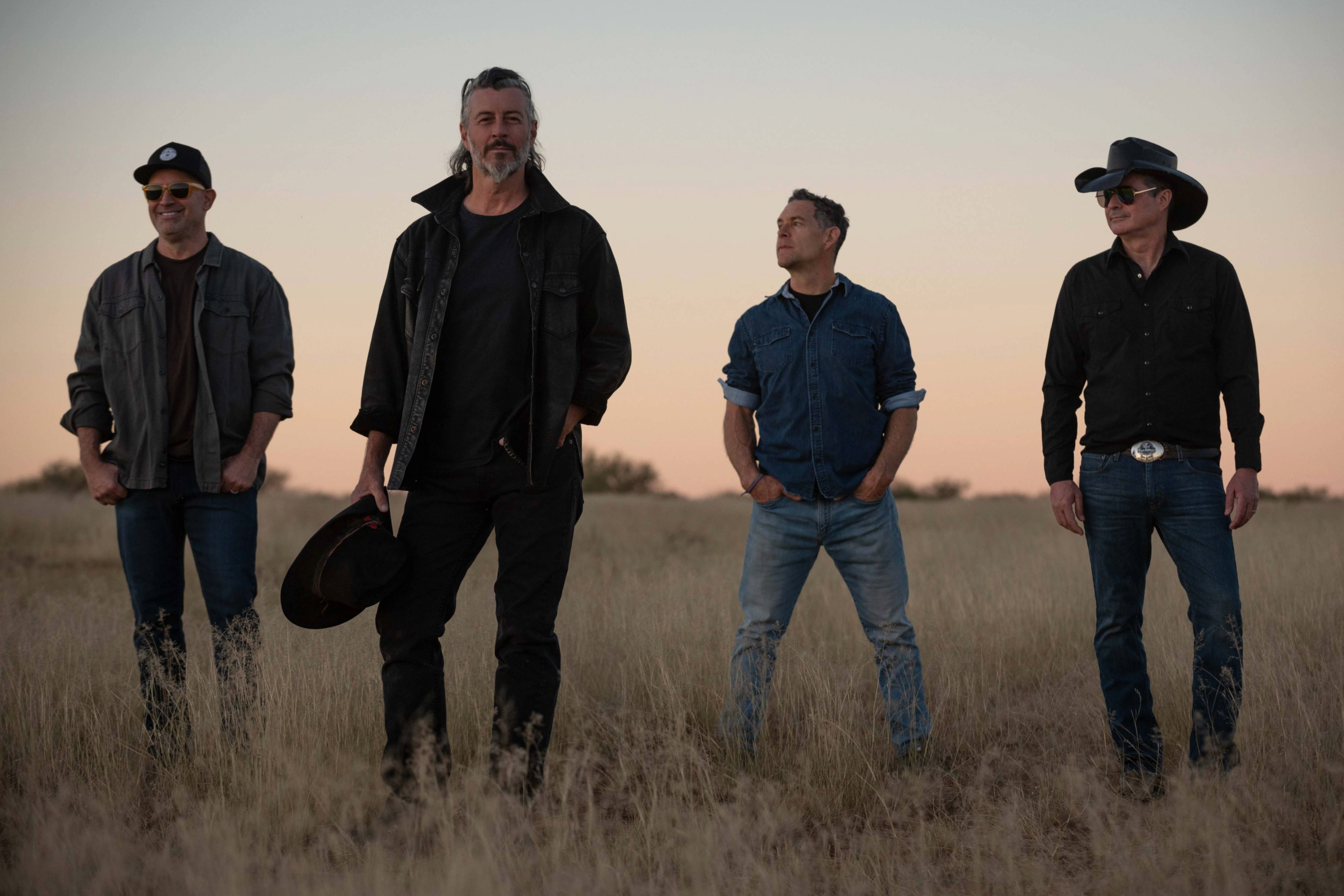 Roger Clyne & The Peacemakers